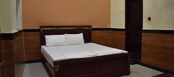 De Metro Guest House