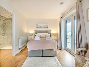 1 dormitorio y ropa de cama