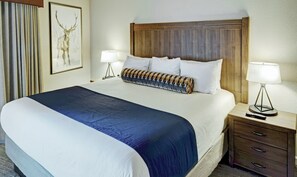 1 Schlafzimmer, Zimmersafe, Schreibtisch, Bügeleisen/Bügelbrett