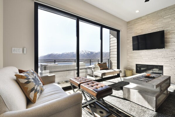 Smart TV, fireplace, video games, books