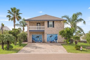 Exterior - Whale House Private Pool close to the Beach (South Padre Island)