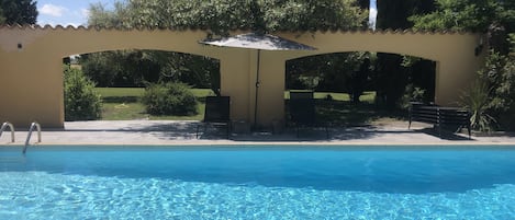 Piscina all'aperto