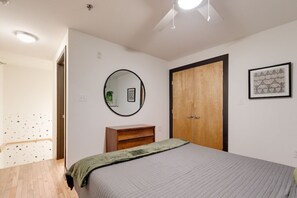 1 bedroom, iron/ironing board, WiFi, bed sheets