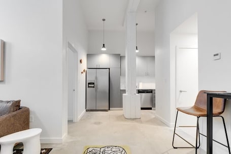 Interior. Downtown Living in Richmond's Amazing Shockoe Bottom