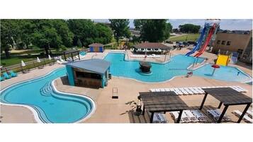 Indoor pool, outdoor pool