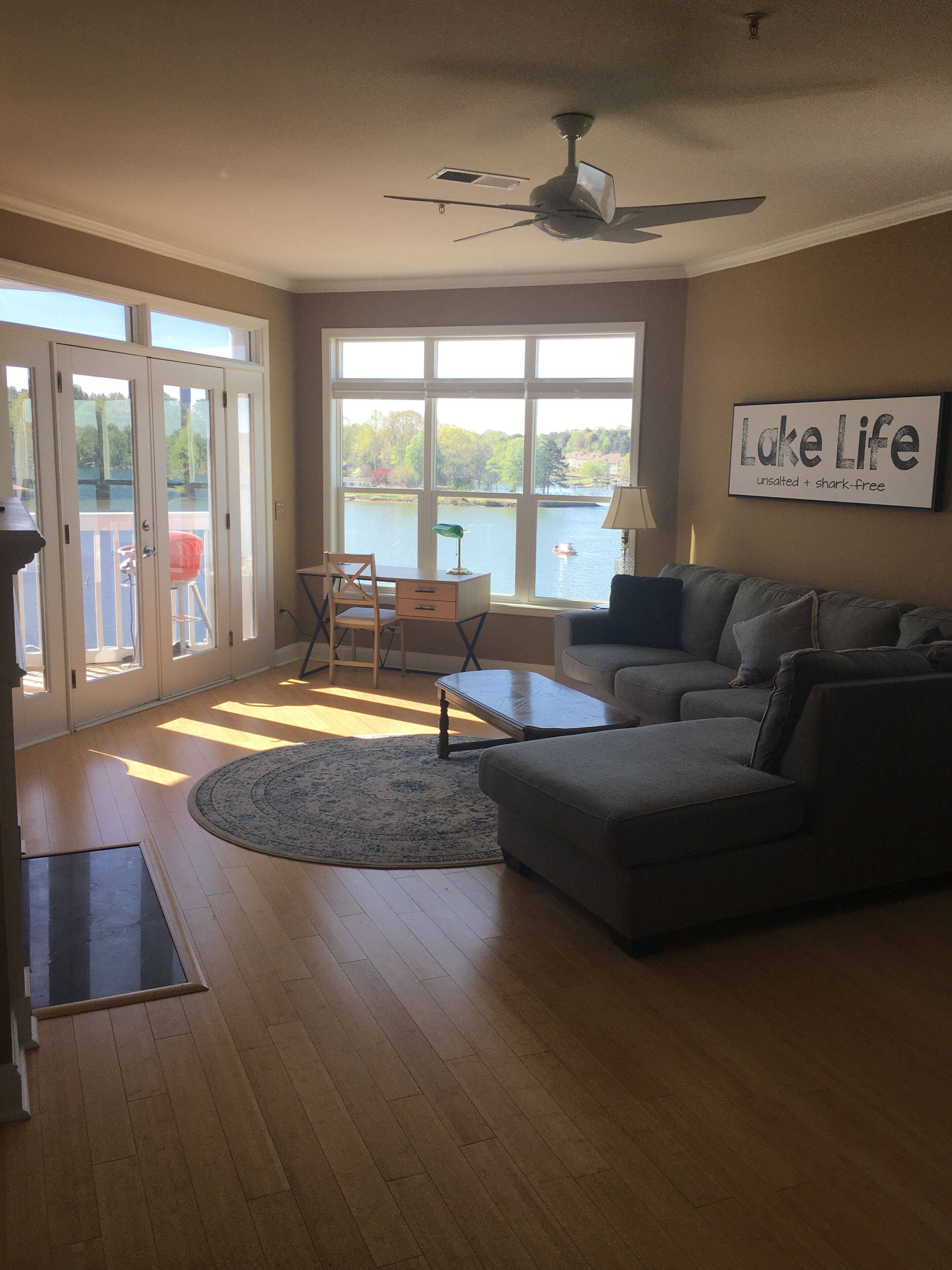 TV connectée, cheminée