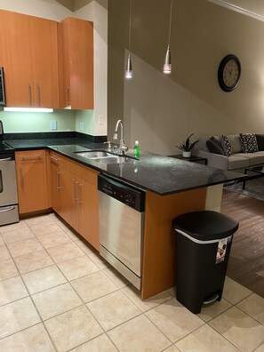 Private kitchen - Penthouse 2Bed/1Bath Apartment - Right across the street from Uptown Strip (Dallas)