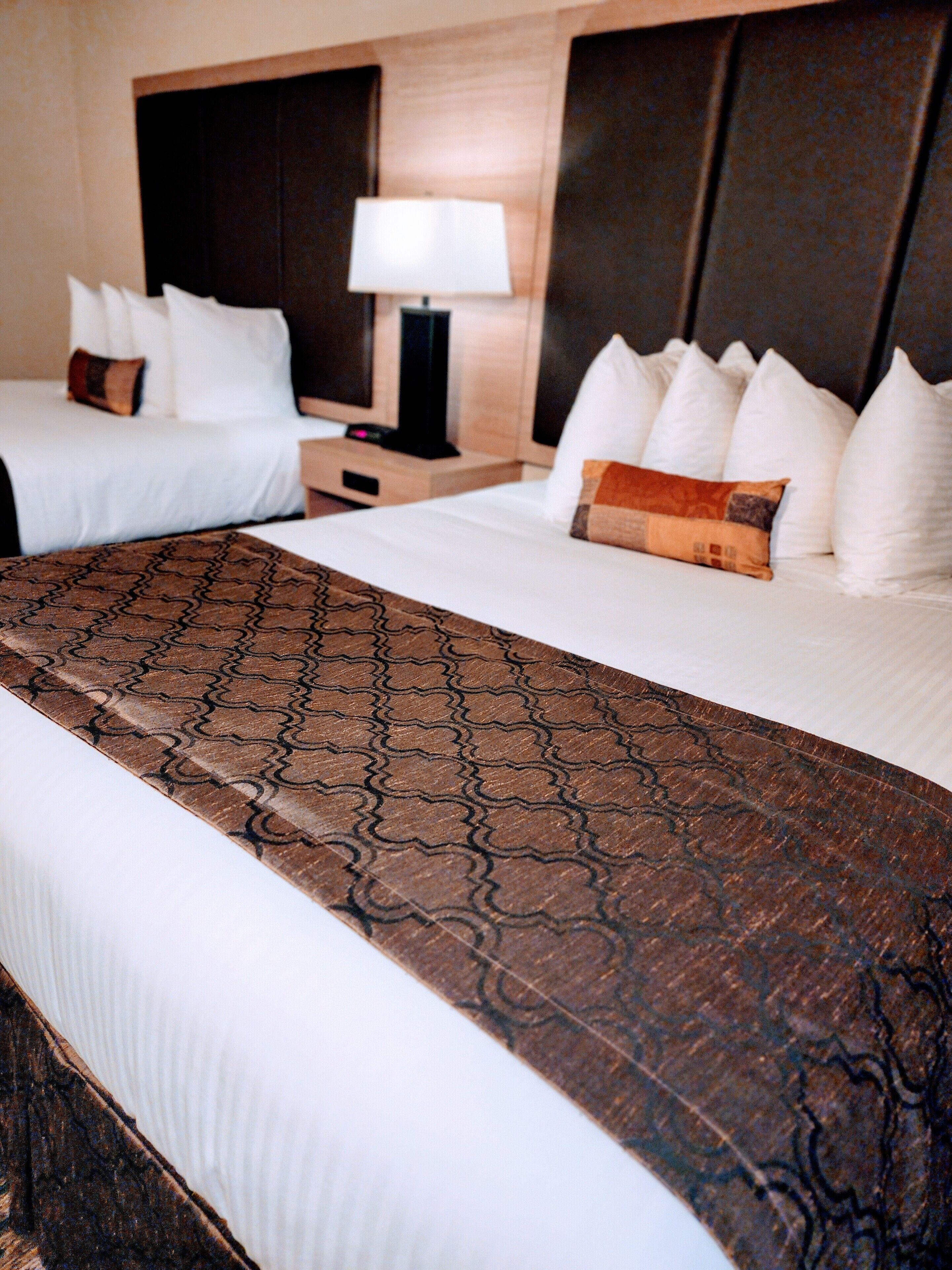 executive double room | desk, laptop workspace, free wifi, bed sheets