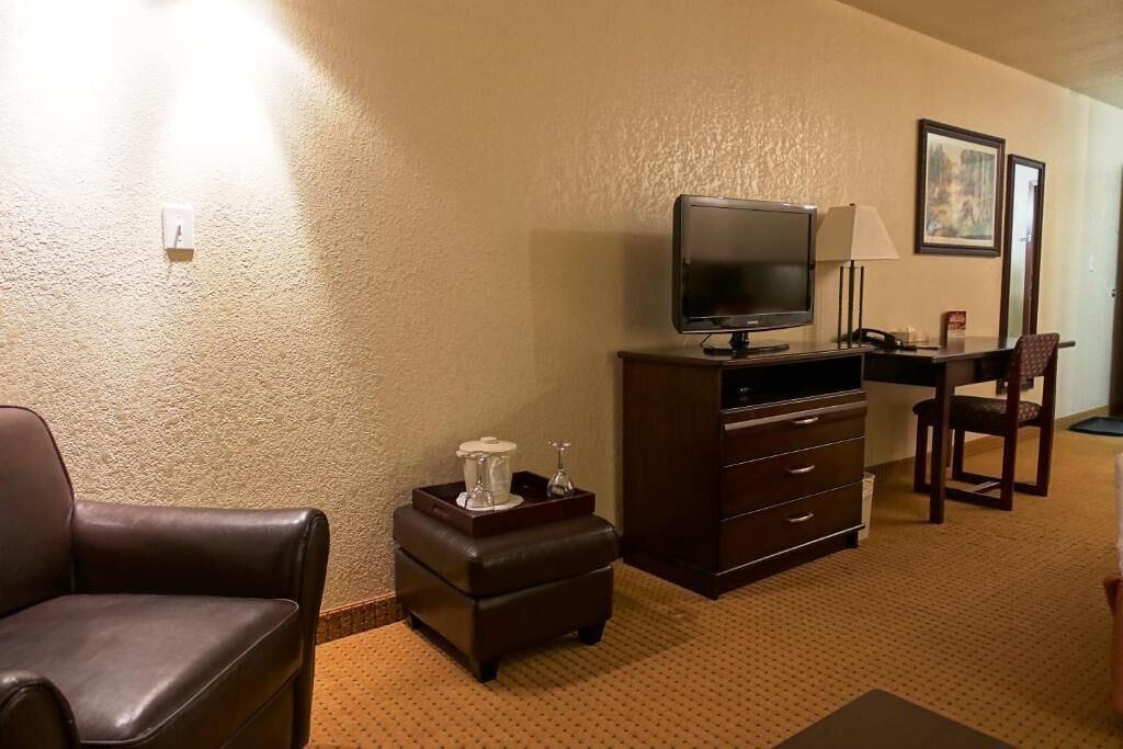 蜜月客房 | 办公桌、笔记本电脑工作区、免费 WiFi、床单