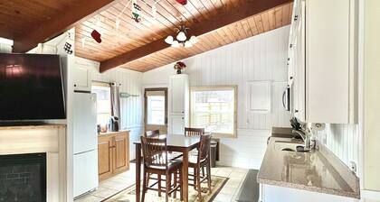 Up North Private 2BR Oasis