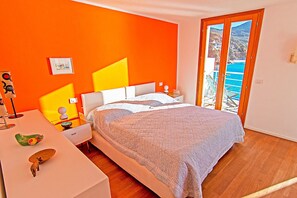 4 habitaciones, tabla de planchar con plancha y wifi gratis 