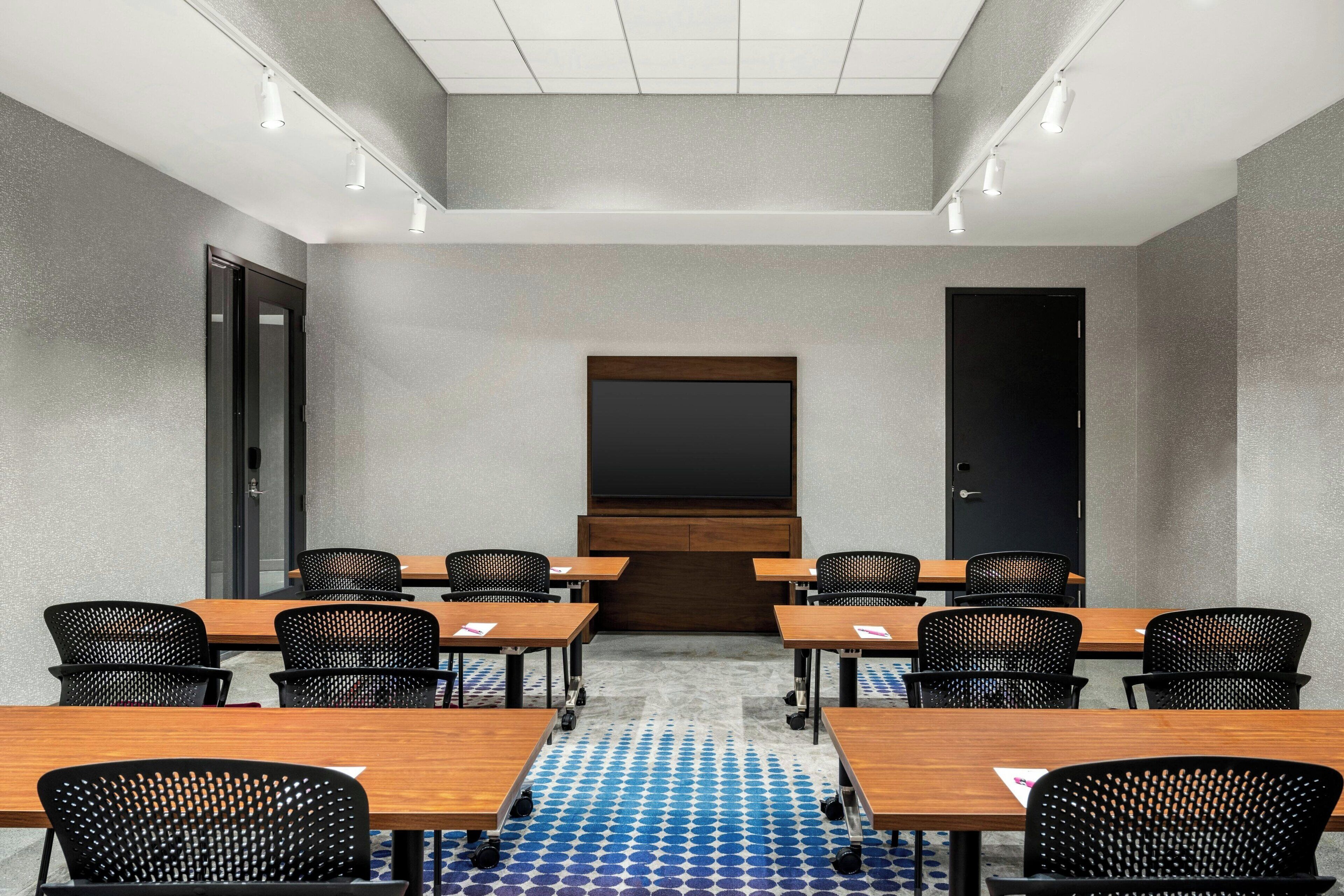 Photo - Aloft Chicago Schaumburg