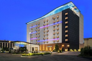 Exterior - Aloft Chicago Schaumburg (Rolling Meadows)