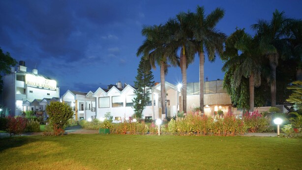 Unclassified image, 1 of 25, button - Comfort Inn Coral River (Pathankot)