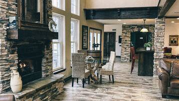 Grand House | Living area