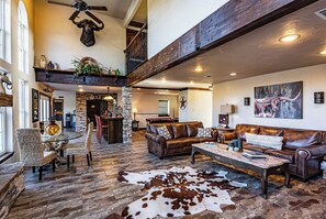 20-inch flat-screen TV with digital channels, TV - Towering Oaks Event & Retreat Center (Valley View)