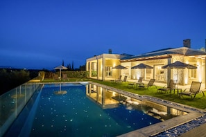 Property grounds - Luxury Villa Helanes (Corfu)