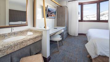 1 bedroom, desk, iron/ironing board, travel cot