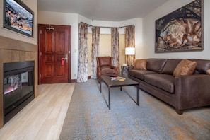 TV, fireplace, DVD player