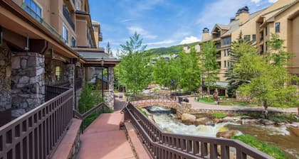 408^ Ski in/out + Ski Valet, 4 Season Pool & Spa!