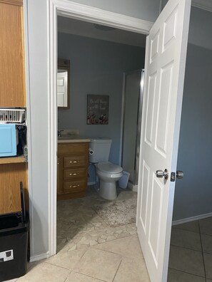 Shower, towels, soap, toilet paper