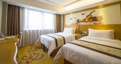 Vienna 3 Best Hotel (Yangchun Bus Station)