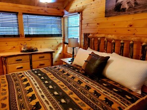 3 bedrooms, iron/ironing board, travel cot, free WiFi