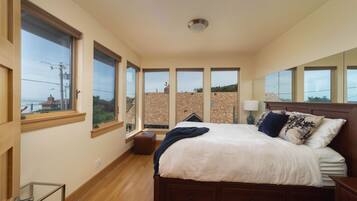 5 chambres, bureau, fer et planche Ă repasser, lit parapluie