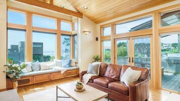 智能電視、壁爐、 辦公室