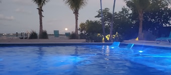 A Tropical Luxury Getaway, Your own private resort!!