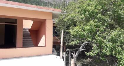 Paradise Valley Guest House