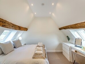 2 chambres, accès au Wi-Fi (inclus), literie fournie