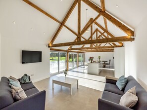 TV - Buckley Farm, Barn 1 - UK36588 (Oswestry)