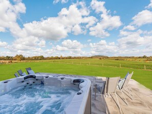 Baignoire à remous extérieure