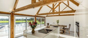 Buckley Farm, Barn 1 - UK36588