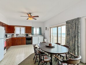 Fridge, microwave, oven, stovetop - W148 Sandcastle - Wonderful Beachfront/Oceanfront property for a family vacation (Wells)