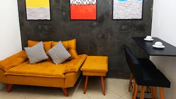 Premium Apartment (1) | Living area | TV