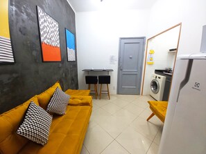 In-room dining - Copacabana by the Beach (Rio de Janeiro)