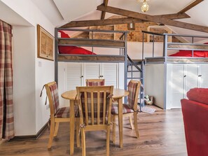 1 habitación, wifi gratis y ropa de cama