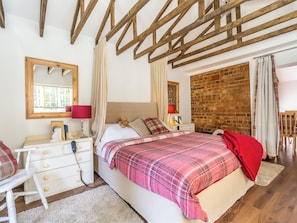 1 bedroom, WiFi (free), bed sheets