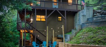 Escape Room Activity Movie Room Hot tub Creek Fire pit Quiet Family Retreat