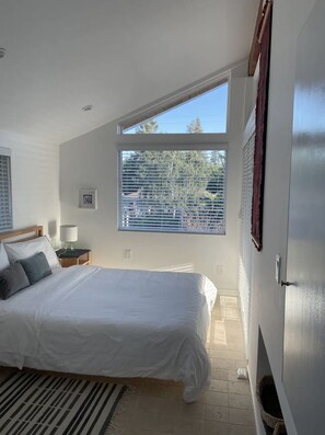 3 dormitorios, tabla de planchar con plancha, wifi gratis y ropa de cama