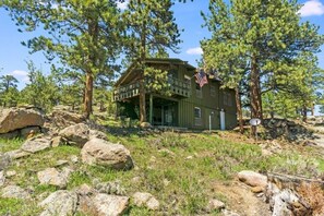 Exterior - RMNP Cabin Getaway, Close to Downtown, Close to RMNP Entrance, Estes Park CO (Estes Park)