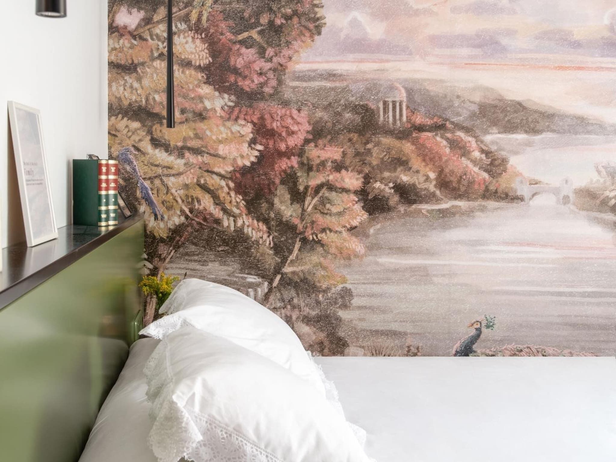 2 slaapkamers, een strijkplank/strijkijzer, gratis wifi, beddengoed