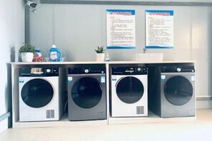 Ruang laundry