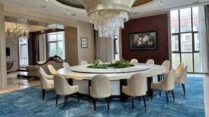 Unclassified image, 2 of 112, button - Ruixiang International Hotel (Quanjiao)