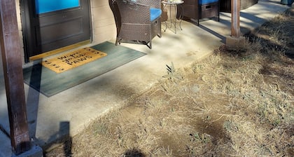 3 Room Cozy Suite in the Pines, near Downtown Prescott & many other attractions