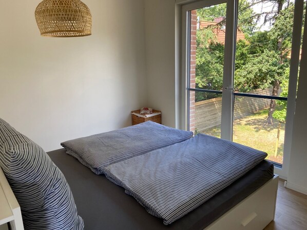 2 makuuhuonetta, silitysrauta/-lauta, Wi-Fi, vuodevaatteet