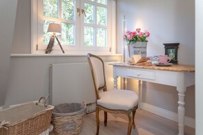 Interior - Leo - Dreamlike vacation apartment Leo invites you to relax in the picturesque (Sylt-Ost)