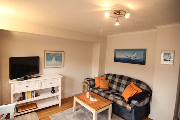 Unclassified image, 1 of 20, button